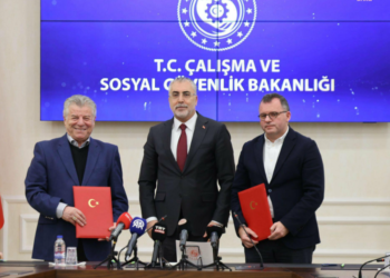 Polonez işçilerinin 6 aylık direnişi sonuç verdi