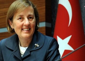 Selma Aliye Kavaf, DEVA Partisi’nden istifa etti