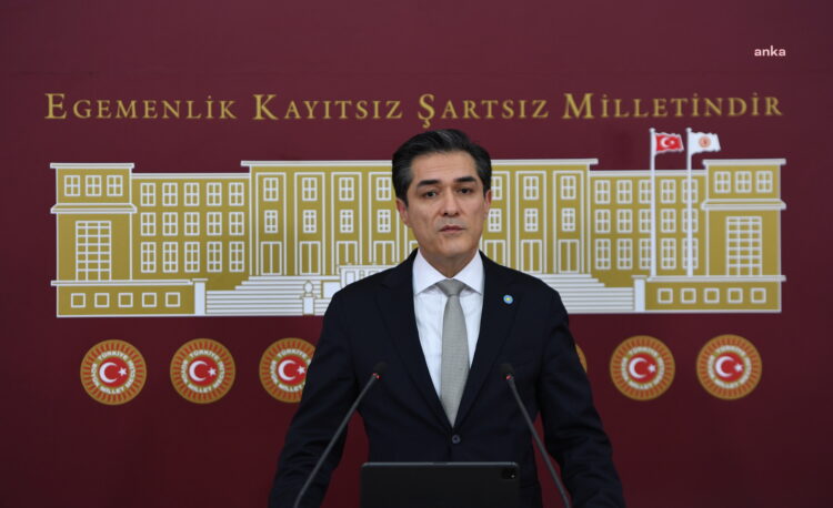 Buğra Kavuncu, Ümit Özdağ’a açtığı davayı geri çekti