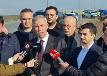 Mansur Yavaş: “Hukuk olmadan demokrasi olmaz”