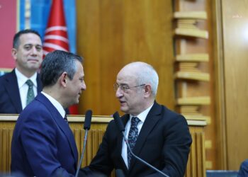 Ali Fazıl Kasap Saadet Partisi’nden istifa ederek CHP’ye döndü