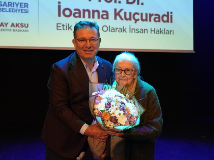 Sarıyer Belediyesi Felsefe Günleri İoanna Kuçuradi ile başladı