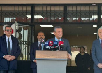 Özgür Özel gençlere seslendi: Cumhuriyetin ikinci yüzyılını sizler aydınlatacaksınız