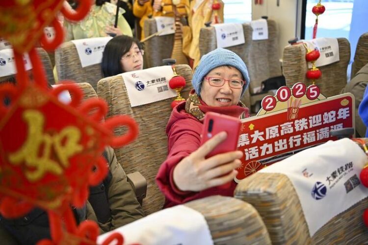 Çin’de Bahar Bayramı seyahat yoğunluğunda 9 milyar yolculuk yapılması bekleniyor