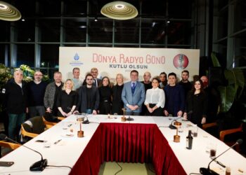 İmamoğlu, Dünya Radyo Günü’nde radyocularla buluştu…