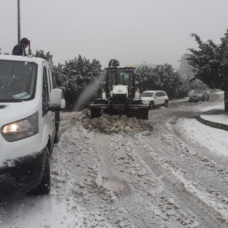 Sarıyer Belediyesi’nden komşularına kar uyarısı