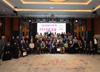 Beyoğlu’nda 50. yılını dolduran çiftlere 14 Şubat sürprizi