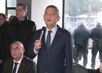 Özgür Özel: “Murat Kurum İstanbul’un maketine bakıp hasetlik yapıyor”