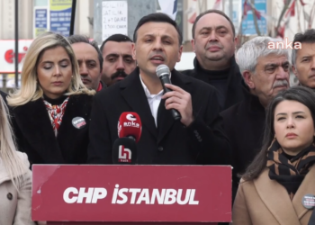 Özgür Çelik: “Türkiye’yi kaybetmenin telaşı içerisindeler”