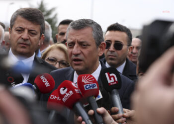 Özgür Özel: ‘Verilen sözler tutulmadı, depremzedeler sürgünde’