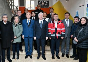 Gaziosmanpaşa’da ilkokulda deprem tatbikatı