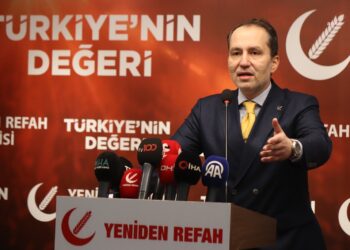 Erbakan: “İktidar asıl işlerine odaklanmalı”