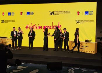 Kampüs Radyo’ya Genç İletişimciler Yarışması’nda  birincilik ödülü…