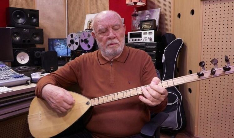 ‘Piyasa’ dizisi, Türk halk müziği ustası Musa Eroğlu’nu konuk ediyor