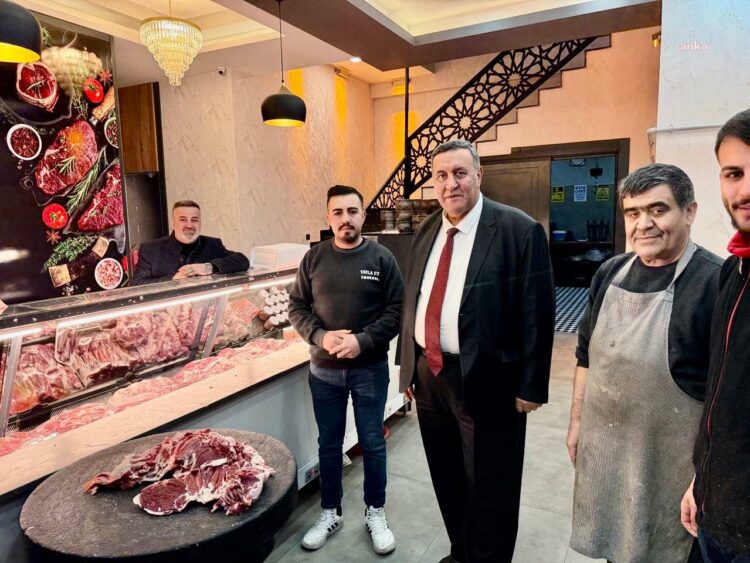 CHP’li Gürer, kasaba giderek et fiyatlarını araştırdı