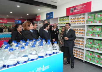 Beyoğlu’nun sosyal marketi, mini marketlerle mahallelere yayılıyor