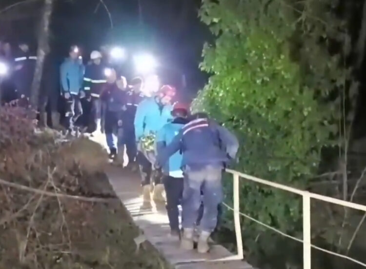Sinop’ta heyelan: 3 ev yıkıldı, 4 kişi yaralandı