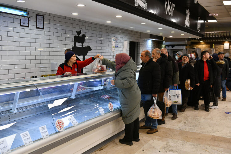 Ankara Büyükşehir Belediyesi’nin uygun fiyatlı et satışı başladı