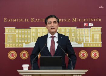 Buğra Kavuncu: “Bütünleşik muhalefet artık bir zarurettir”