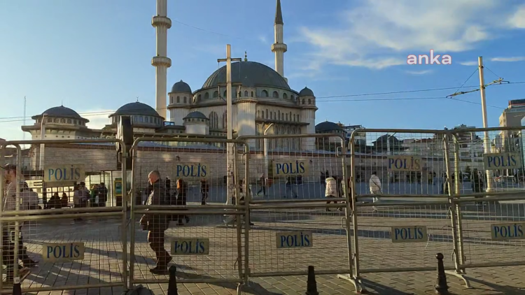 Taksim ve çevresine 8 Mart bariyerleri