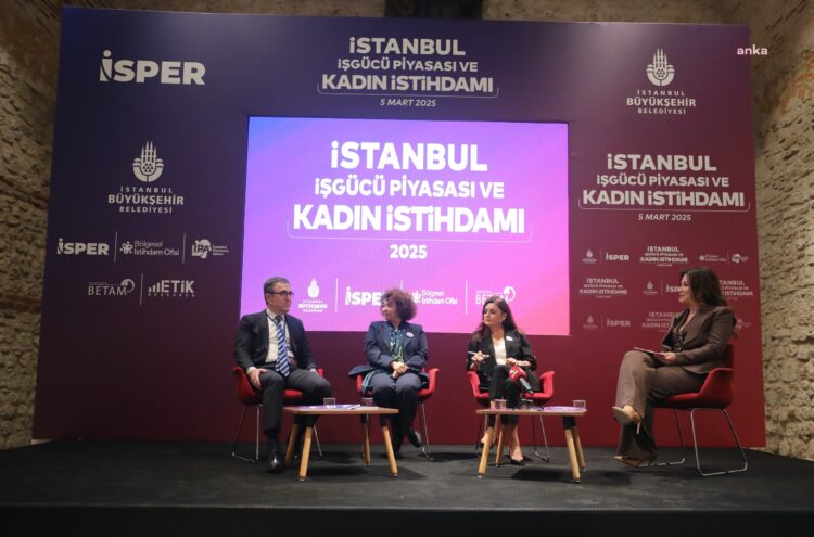 Kadınların ağır iş yükü…Haftada 100 saat