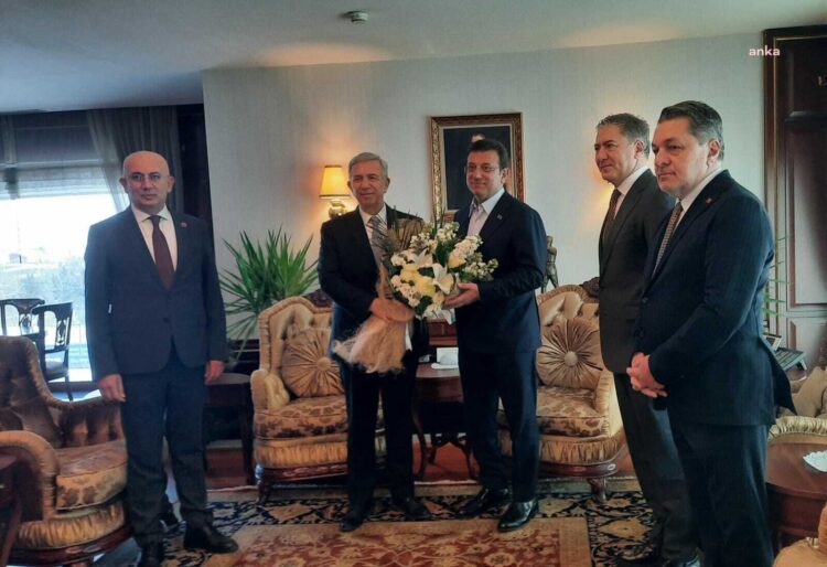 Ekrem İmamoğlu ile Mansur Yavaş bir araya geldi