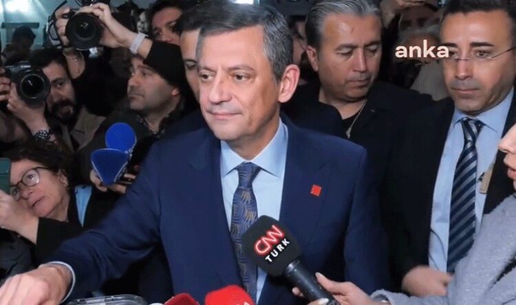Özgür Özel: ‘İmamoğlu bir yandan cezaevi bir yandan da cumhurbaşkanlığı yolundadır’