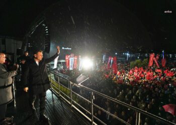 Siyasilerden, CHP İstanbul İl Başkanı hakkında soruşturma başlatılmasına tepki