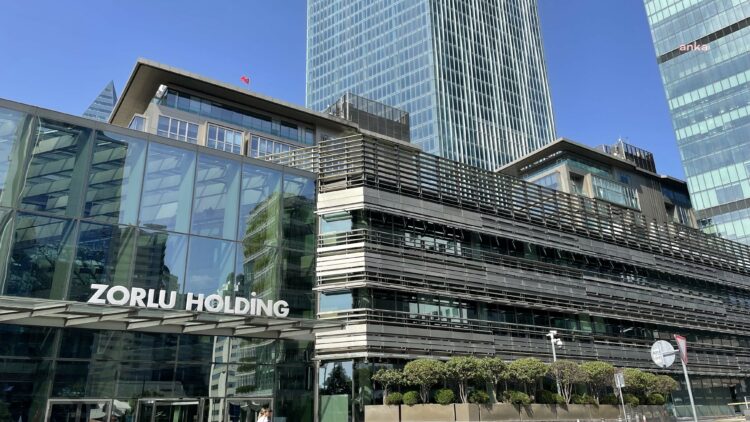 Zorlu Holding CEO’su Cem Köksal istifa etti