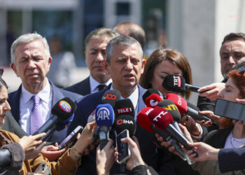 Özgür Özel: ‘Kayyum meselesi, yalandan beslenenlerin ayağına dolandı!’