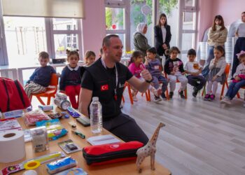 Beyoğlu’ndan minik öğrenciler depreme karşı bilinçlendirildi
