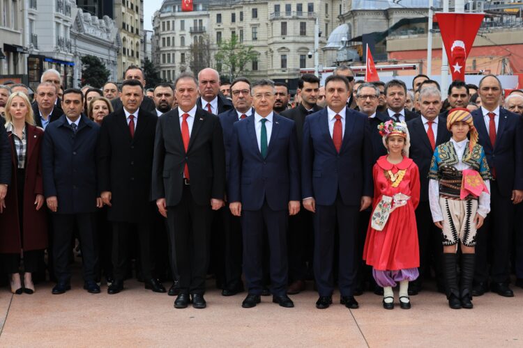 23 Nisan Ulusal Egemenlik ve Çocuk Bayramı Taksim’de kutlandı