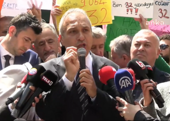 CHP’li Özçağdaş: “Bütün öğretmenlerin feryadını duyun”