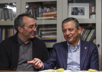 Özel, Mahir Polat’ı ziyaret etti