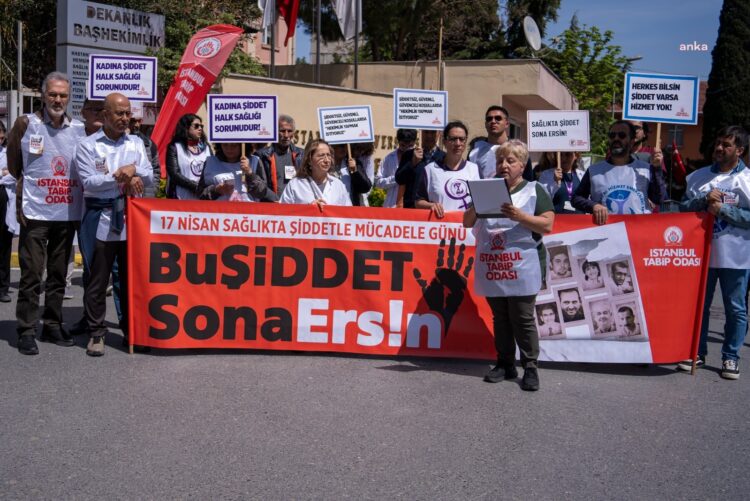 Sağlık çalışanları: Şiddetsiz bir ülke, şiddetsiz bir sağlık ortamı istiyoruz!