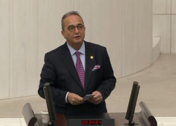 Bülent Tezcan, dolu nedeniyle mağdur olan çiftçilerin sorunlarını TBMM gündemine taşıdı