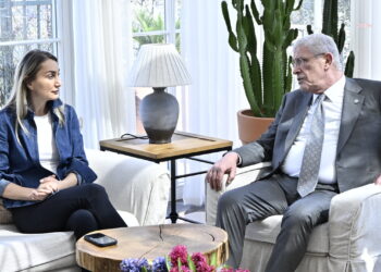 Dervişoğlu, İmamoğlu’nun ailesine destek ziyaretinde bulundu