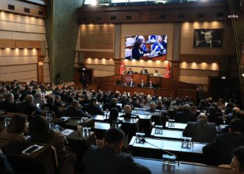 İBB Başkan Vekili: “Var mısınız Meclis’i toplayıp Şişli’de kayyumu geri almaya”