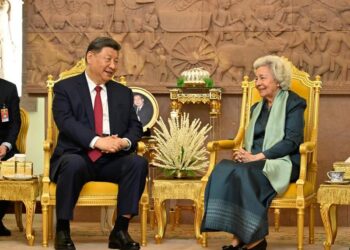 Çin Cumhurbaşkanı Xi: Eski Kraliçe Monineath, Çin-Kamboçya dostluğunun büyük destekçisidir