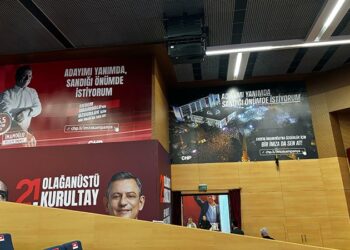 Ümit Uysal adaylıktan çekildi… Özel tek aday