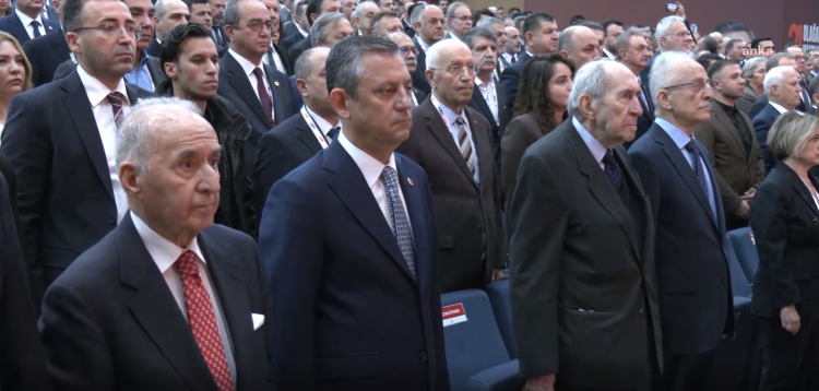 CHP’nin 21. Olağanüstü Kurultayı başladı