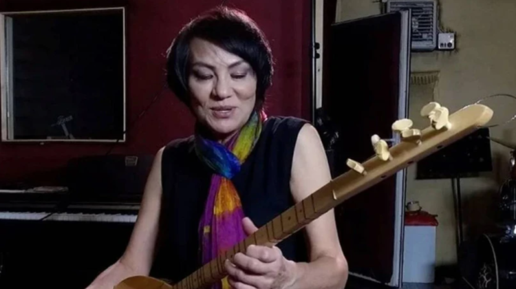 Sanatçı Sevinç Eratalay gözaltına alındı