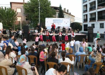 Eyüpsultan’da bahar coşkusu, şenlikle taçlandı