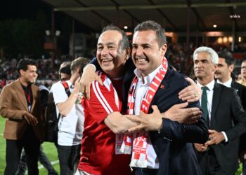 Ahmet Akın: “Balıkesirspor’umuzun sonuna kadar arkasındayım, yanındayım”