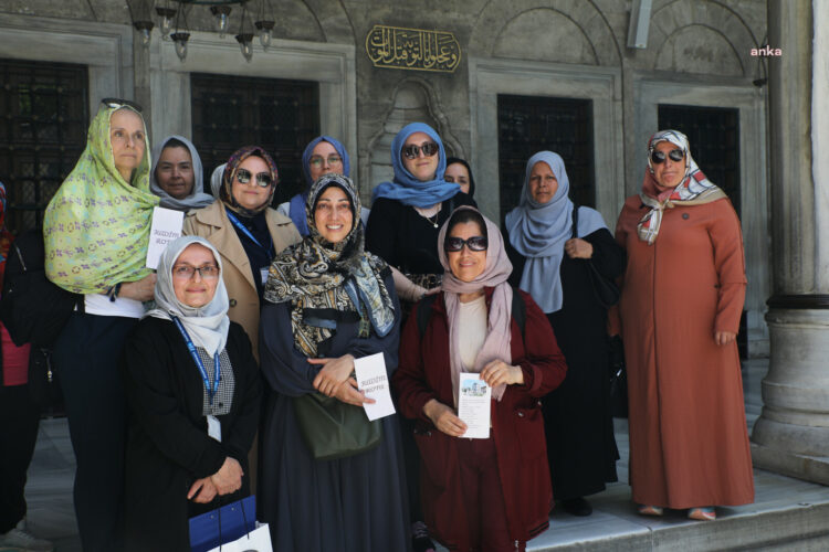 Eyüpsultan Belediyesi’nden annelere özel kültür gezisi