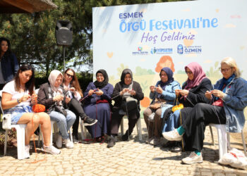 Eyüpsultan Belediyesi’nin “ESMEK Örgü Festivali” yoğun ilgi gördü