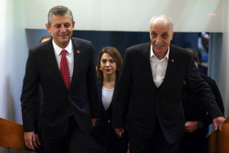 CHP, asgari ücrete ara zam için sendikaları ziyaret edecek