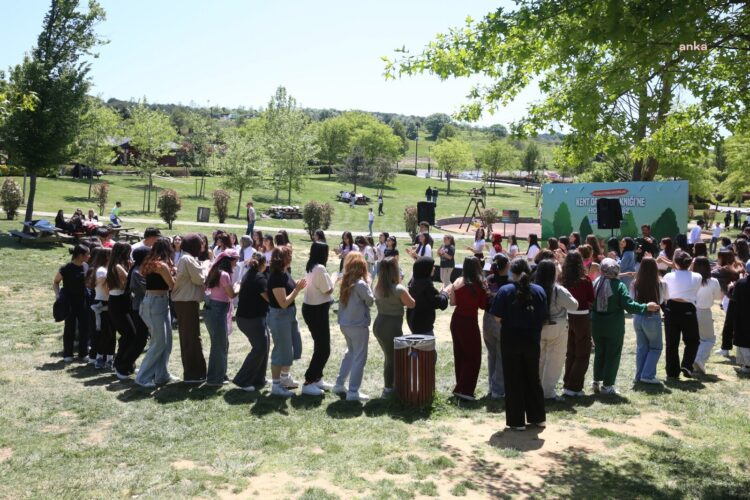 Eyüpsultan Belediyesi’nin kadınlara özel mahalle piknikleri başladı