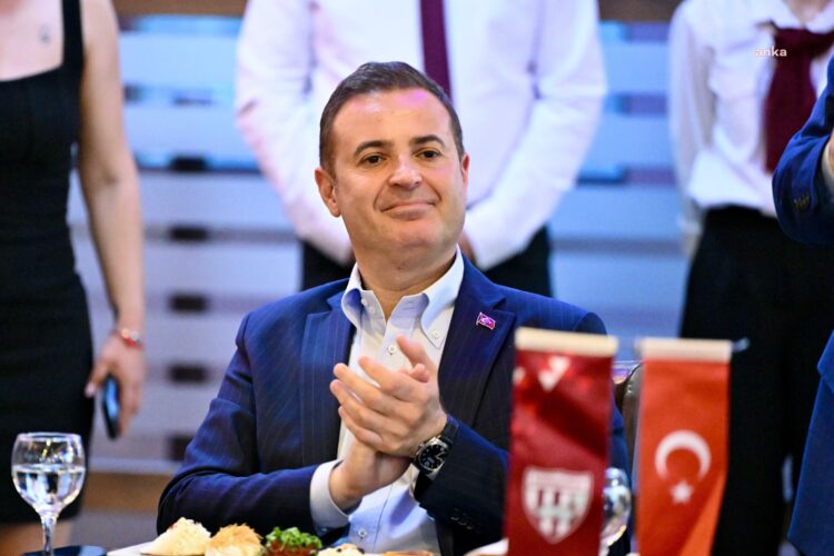 Balıkesir Büyükşehir Belediye Başkanı Akın’dan Bandırmaspor’a destek