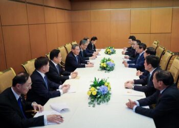 Çin Başbakanı Li’den Çin-Vietnam kapsamlı stratejik işbirliğinin ilerletilmesi çağrısı